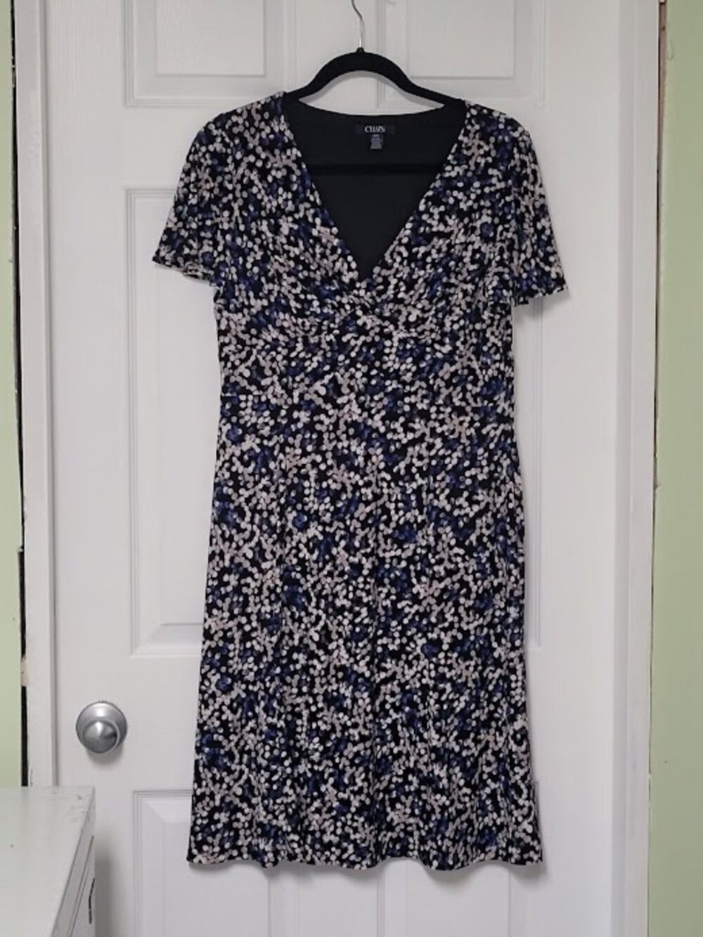Flutter Sleeve A-line Dress-Gathered bust-Abstract dot-StretchSize Medium-Chaps